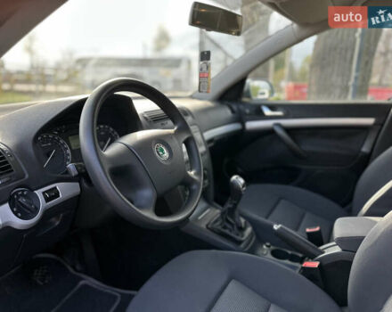Шкода Октавия 2004 в Виннице на Automoto.ua Серый Шкода Октавия, объемом двигателя 1.6 л и пробегом 228 тыс. км за 6000 $, фото 24 на Automoto.ua