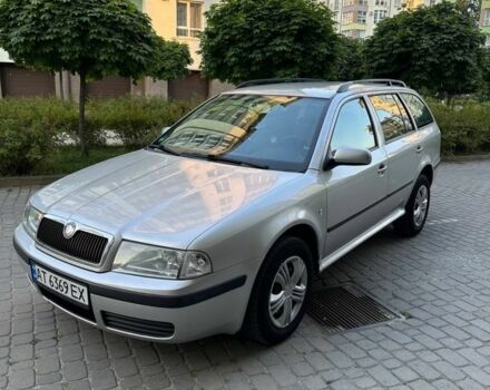 Серый Шкода Октавия, объемом двигателя 1.6 л и пробегом 256 тыс. км за 3900 $, фото 1 на Automoto.ua