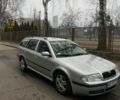 Серый Шкода Октавия, объемом двигателя 0 л и пробегом 330 тыс. км за 1500 $, фото 2 на Automoto.ua