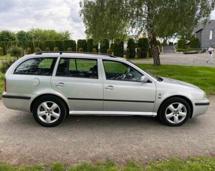 Серый Шкода Октавия, объемом двигателя 1.6 л и пробегом 260 тыс. км за 4777 $, фото 2 на Automoto.ua