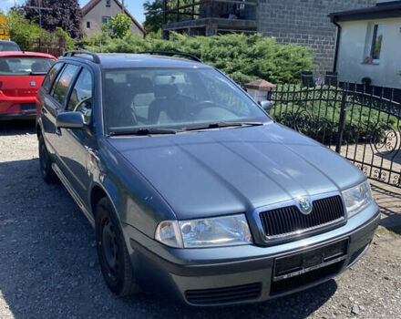 Сірий Шкода Октавія, об'ємом двигуна 1.6 л та пробігом 199 тис. км за 5500 $, фото 1 на Automoto.ua
