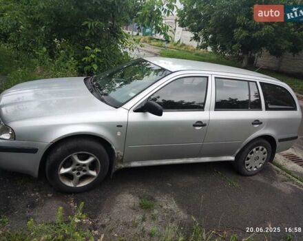 Серый Шкода Октавия, объемом двигателя 1.6 л и пробегом 570 тыс. км за 4000 $, фото 1 на Automoto.ua