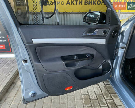 Серый Шкода Октавия, объемом двигателя 1.6 л и пробегом 211 тыс. км за 5700 $, фото 32 на Automoto.ua