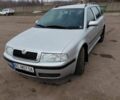 Сірий Шкода Октавія, об'ємом двигуна 2 л та пробігом 310 тис. км за 6200 $, фото 1 на Automoto.ua