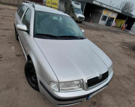 Сірий Шкода Октавія, об'ємом двигуна 2 л та пробігом 310 тис. км за 6200 $, фото 1 на Automoto.ua