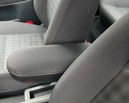 Серый Шкода Октавия, объемом двигателя 1.6 л и пробегом 238 тыс. км за 4750 $, фото 28 на Automoto.ua