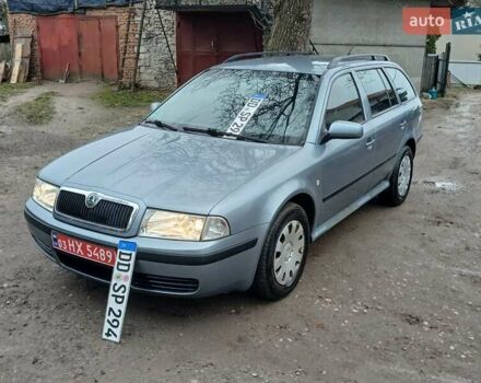Серый Шкода Октавия, объемом двигателя 1.6 л и пробегом 238 тыс. км за 4750 $, фото 4 на Automoto.ua