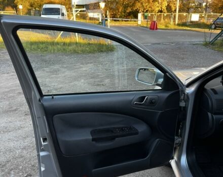 Шкода Октавия 2004 в Львове на Automoto.ua Серый Шкода Октавия, объемом двигателя 2 л и пробегом 213 тыс. км за 3800 $, фото 13 на Automoto.ua