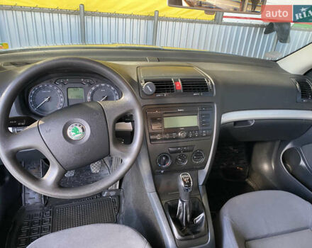 Серый Шкода Октавия, объемом двигателя 1.6 л и пробегом 211 тыс. км за 5700 $, фото 31 на Automoto.ua