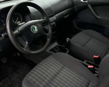 Серый Шкода Октавия, объемом двигателя 1.6 л и пробегом 199 тыс. км за 5550 $, фото 6 на Automoto.ua