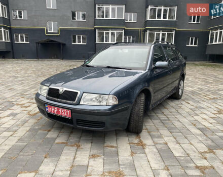 Серый Шкода Октавия, объемом двигателя 1.6 л и пробегом 162 тыс. км за 5350 $, фото 1 на Automoto.ua