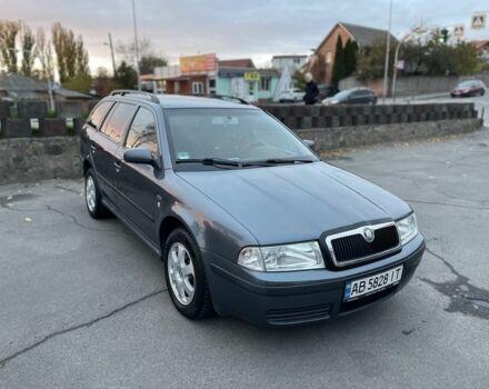 Шкода Октавия 2004 в Виннице на Automoto.ua Серый Шкода Октавия, объемом двигателя 2 л и пробегом 231 тыс. км за 3950 $, фото 1 на Automoto.ua