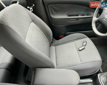 Серый Шкода Октавия, объемом двигателя 1.6 л и пробегом 179 тыс. км за 5290 $, фото 35 на Automoto.ua