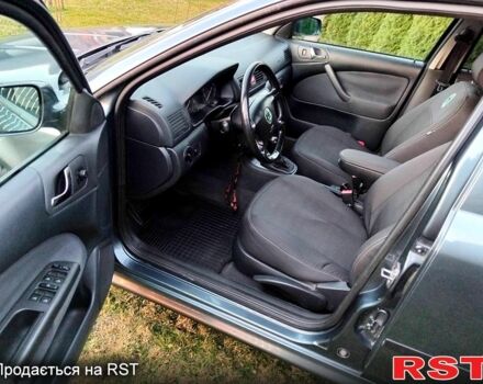 Сірий Шкода Октавія, об'ємом двигуна 2 л та пробігом 245 тис. км за 4950 $, фото 3 на Automoto.ua