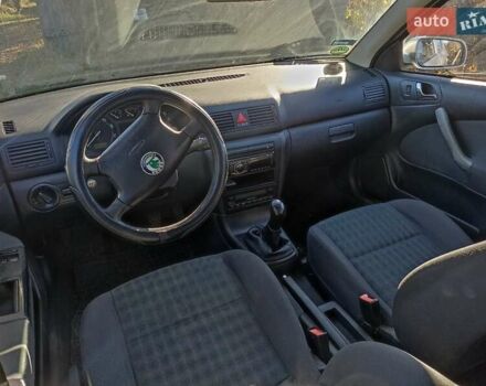 Серый Шкода Октавия, объемом двигателя 1.6 л и пробегом 225 тыс. км за 4450 $, фото 7 на Automoto.ua