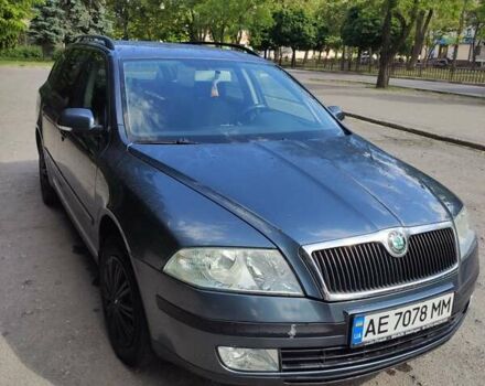 Серый Шкода Октавия, объемом двигателя 1.6 л и пробегом 235 тыс. км за 5650 $, фото 3 на Automoto.ua