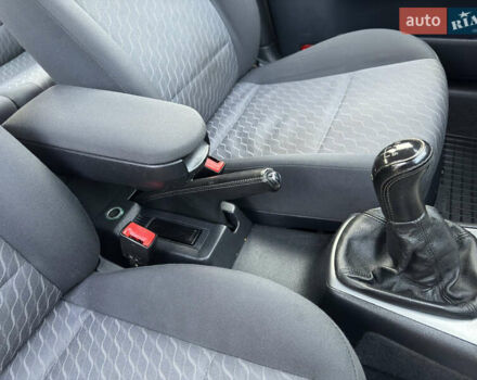 Шкода Октавия 2004 в Харькове на Automoto.ua Серый Шкода Октавия, объемом двигателя 1.6 л и пробегом 250 тыс. км за 5300 $, фото 18 на Automoto.ua