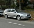 Шкода Октавия 2004 в Львове на Automoto.ua Серый Шкода Октавия, объемом двигателя 2 л и пробегом 213 тыс. км за 3800 $, фото 1 на Automoto.ua
