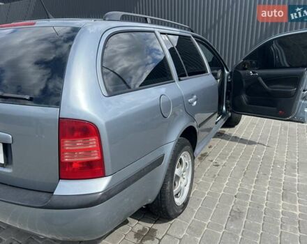Шкода Октавия 2004 в Николаеве на Automoto.ua Серый Шкода Октавия, объемом двигателя 1.6 л и пробегом 275 тыс. км за 4700 $, фото 4 на Automoto.ua