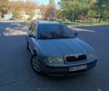 Серый Шкода Октавия, объемом двигателя 1.6 л и пробегом 330 тыс. км за 4500 $, фото 1 на Automoto.ua