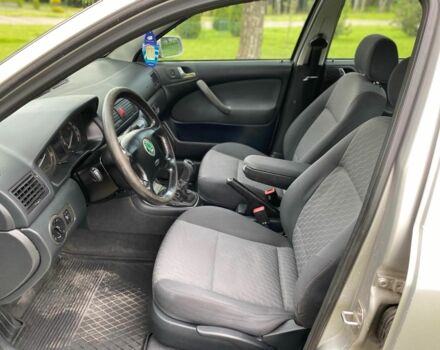 Серый Шкода Октавия, объемом двигателя 1.6 л и пробегом 260 тыс. км за 4777 $, фото 5 на Automoto.ua