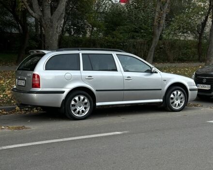 Шкода Октавия 2004 в Львове на Automoto.ua Серый Шкода Октавия, объемом двигателя 2 л и пробегом 213 тыс. км за 3800 $, фото 1 на Automoto.ua