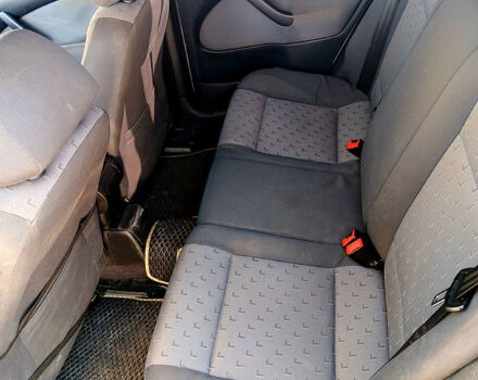 Серый Шкода Октавия, объемом двигателя 1.6 л и пробегом 424 тыс. км за 4300 $, фото 6 на Automoto.ua