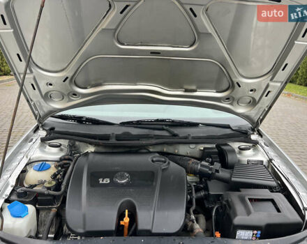 Серый Шкода Октавия, объемом двигателя 1.6 л и пробегом 179 тыс. км за 5290 $, фото 32 на Automoto.ua