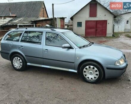 Серый Шкода Октавия, объемом двигателя 1.6 л и пробегом 238 тыс. км за 4750 $, фото 3 на Automoto.ua