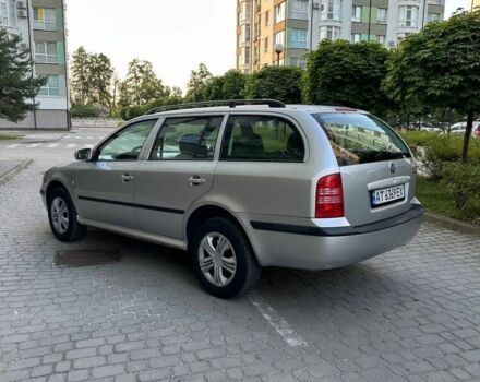 Серый Шкода Октавия, объемом двигателя 1.6 л и пробегом 256 тыс. км за 3900 $, фото 4 на Automoto.ua