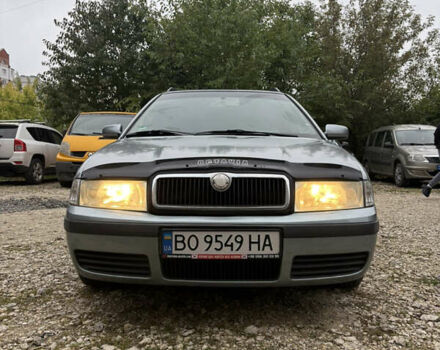 Серый Шкода Октавия, объемом двигателя 1.6 л и пробегом 235 тыс. км за 5000 $, фото 2 на Automoto.ua