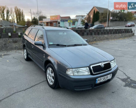 Шкода Октавия 2004 в Виннице на Automoto.ua Серый Шкода Октавия, объемом двигателя 1.98 л и пробегом 231 тыс. км за 3950 $, фото 3 на Automoto.ua