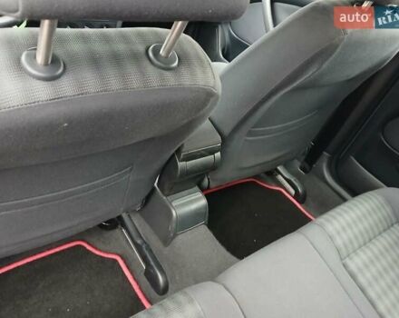 Серый Шкода Октавия, объемом двигателя 1.6 л и пробегом 238 тыс. км за 4750 $, фото 40 на Automoto.ua