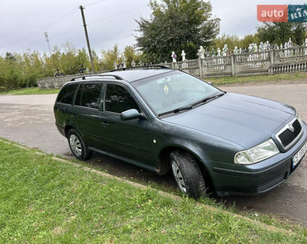 Серый Шкода Октавия, объемом двигателя 1.6 л и пробегом 322 тыс. км за 3800 $, фото 1 на Automoto.ua