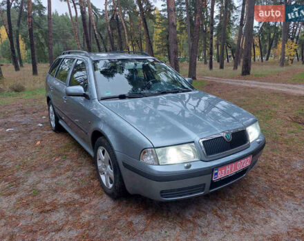 Серый Шкода Октавия, объемом двигателя 1.6 л и пробегом 228 тыс. км за 5200 $, фото 2 на Automoto.ua