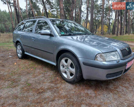 Серый Шкода Октавия, объемом двигателя 1.6 л и пробегом 228 тыс. км за 5200 $, фото 6 на Automoto.ua