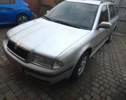 Серый Шкода Октавия, объемом двигателя 1.6 л и пробегом 279 тыс. км за 4200 $, фото 2 на Automoto.ua