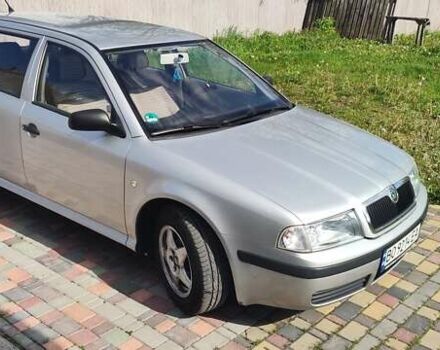 Серый Шкода Октавия, объемом двигателя 1.6 л и пробегом 217 тыс. км за 4500 $, фото 12 на Automoto.ua