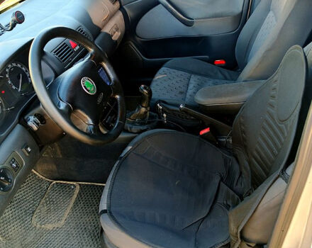 Серый Шкода Октавия, объемом двигателя 1.6 л и пробегом 424 тыс. км за 4300 $, фото 5 на Automoto.ua