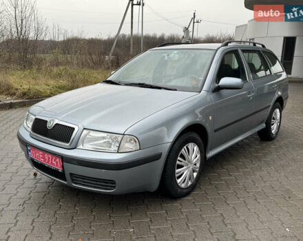 Серый Шкода Октавия, объемом двигателя 1.6 л и пробегом 222 тыс. км за 5200 $, фото 2 на Automoto.ua