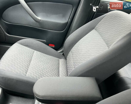 Серый Шкода Октавия, объемом двигателя 1.6 л и пробегом 179 тыс. км за 5290 $, фото 24 на Automoto.ua