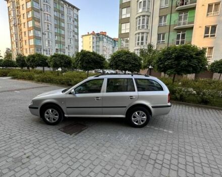 Серый Шкода Октавия, объемом двигателя 1.6 л и пробегом 256 тыс. км за 3900 $, фото 2 на Automoto.ua