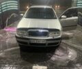 Серый Шкода Октавия, объемом двигателя 1.6 л и пробегом 305 тыс. км за 4000 $, фото 1 на Automoto.ua