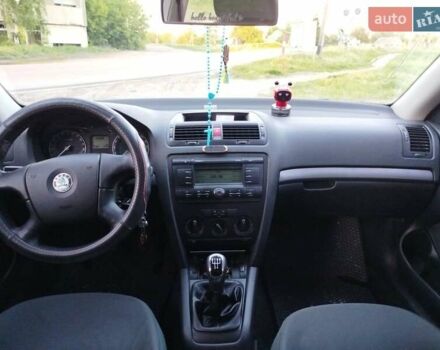 Серый Шкода Октавия, объемом двигателя 1.4 л и пробегом 180 тыс. км за 5700 $, фото 4 на Automoto.ua