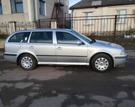 Серый Шкода Октавия, объемом двигателя 2 л и пробегом 320 тыс. км за 3500 $, фото 2 на Automoto.ua