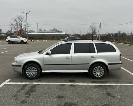 Серый Шкода Октавия, объемом двигателя 1.6 л и пробегом 255 тыс. км за 5000 $, фото 1 на Automoto.ua