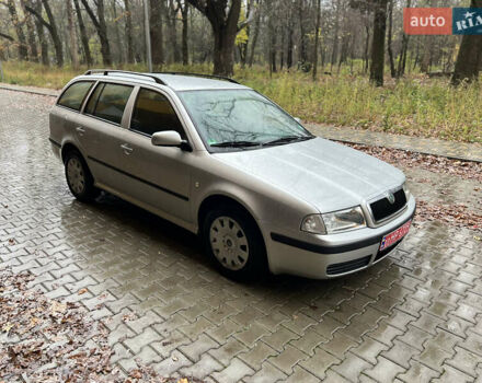 Сірий Шкода Октавія, об'ємом двигуна 1.6 л та пробігом 213 тис. км за 5350 $, фото 10 на Automoto.ua