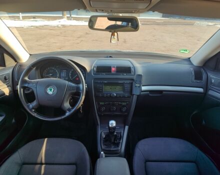 Серый Шкода Октавия, объемом двигателя 1.6 л и пробегом 247 тыс. км за 6700 $, фото 8 на Automoto.ua