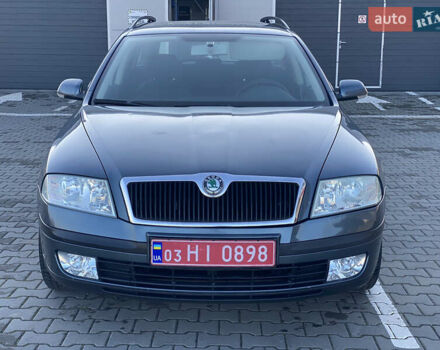 Серый Шкода Октавия, объемом двигателя 1.56 л и пробегом 241 тыс. км за 4999 $, фото 2 на Automoto.ua