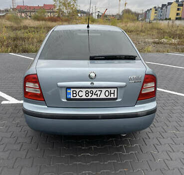 Серый Шкода Октавия, объемом двигателя 1.97 л и пробегом 386 тыс. км за 4800 $, фото 3 на Automoto.ua